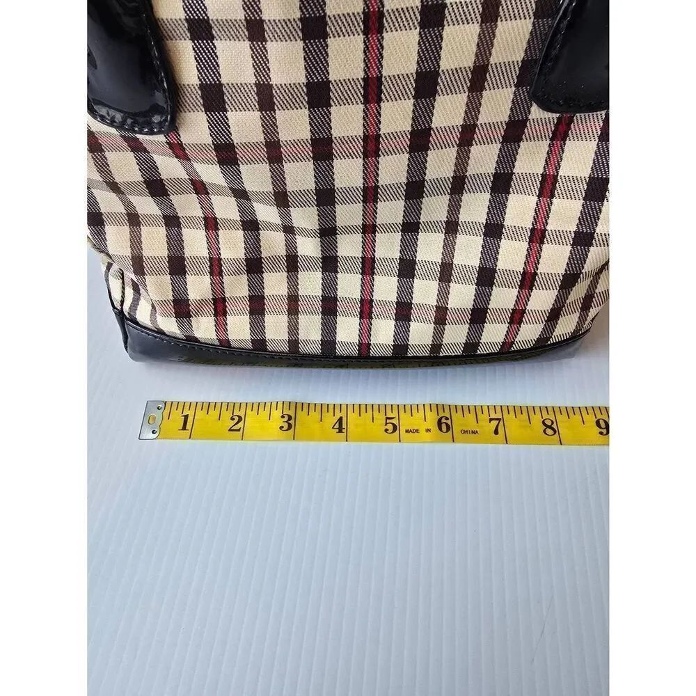 Insulated Lunch Tote - Picture 8 of 11